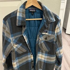 Patagonia Blue and Gray Plaid Shirt Jacket men’s small